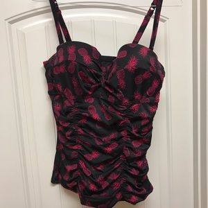 Torrid pineapple swim tankini top